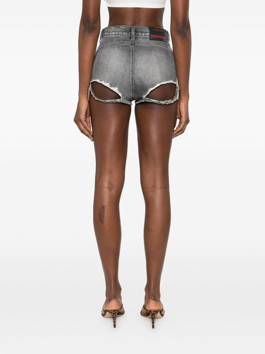 DE-LUNAR SHORT