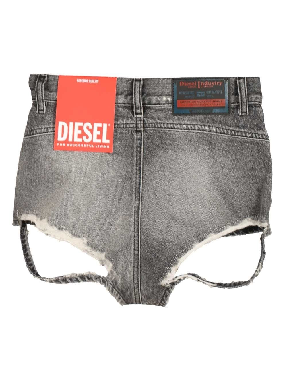 DE-LUNAR SHORT